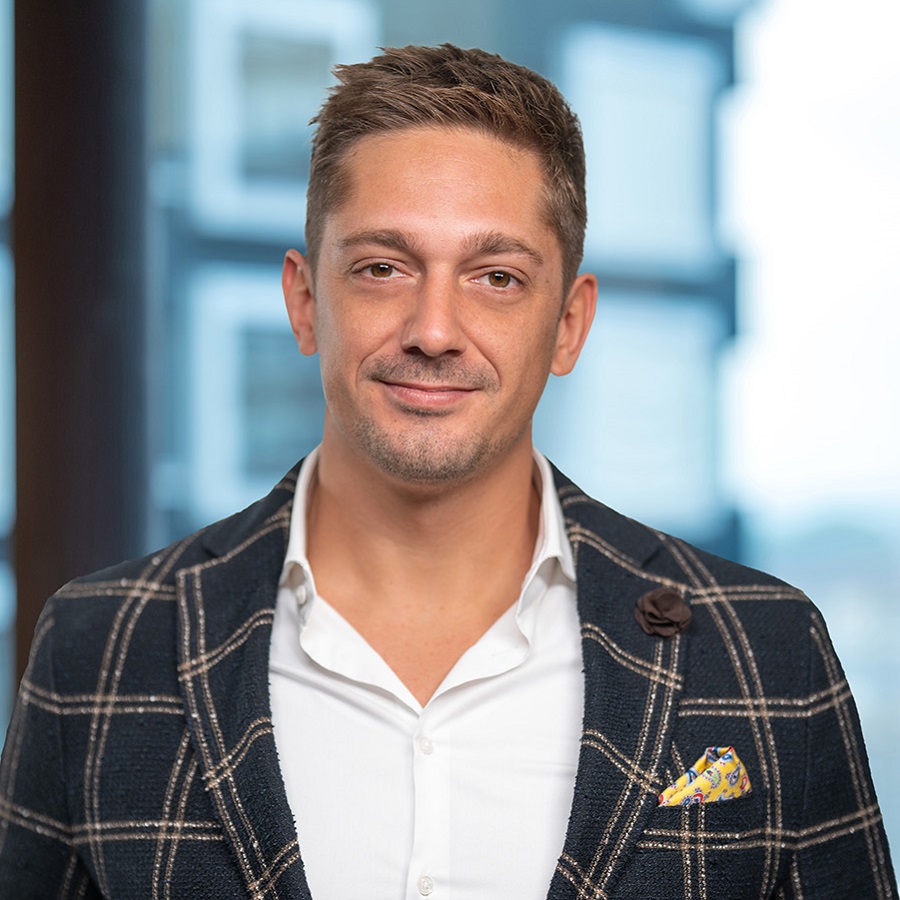 Netrics_Christian_Leusciatti_900x900